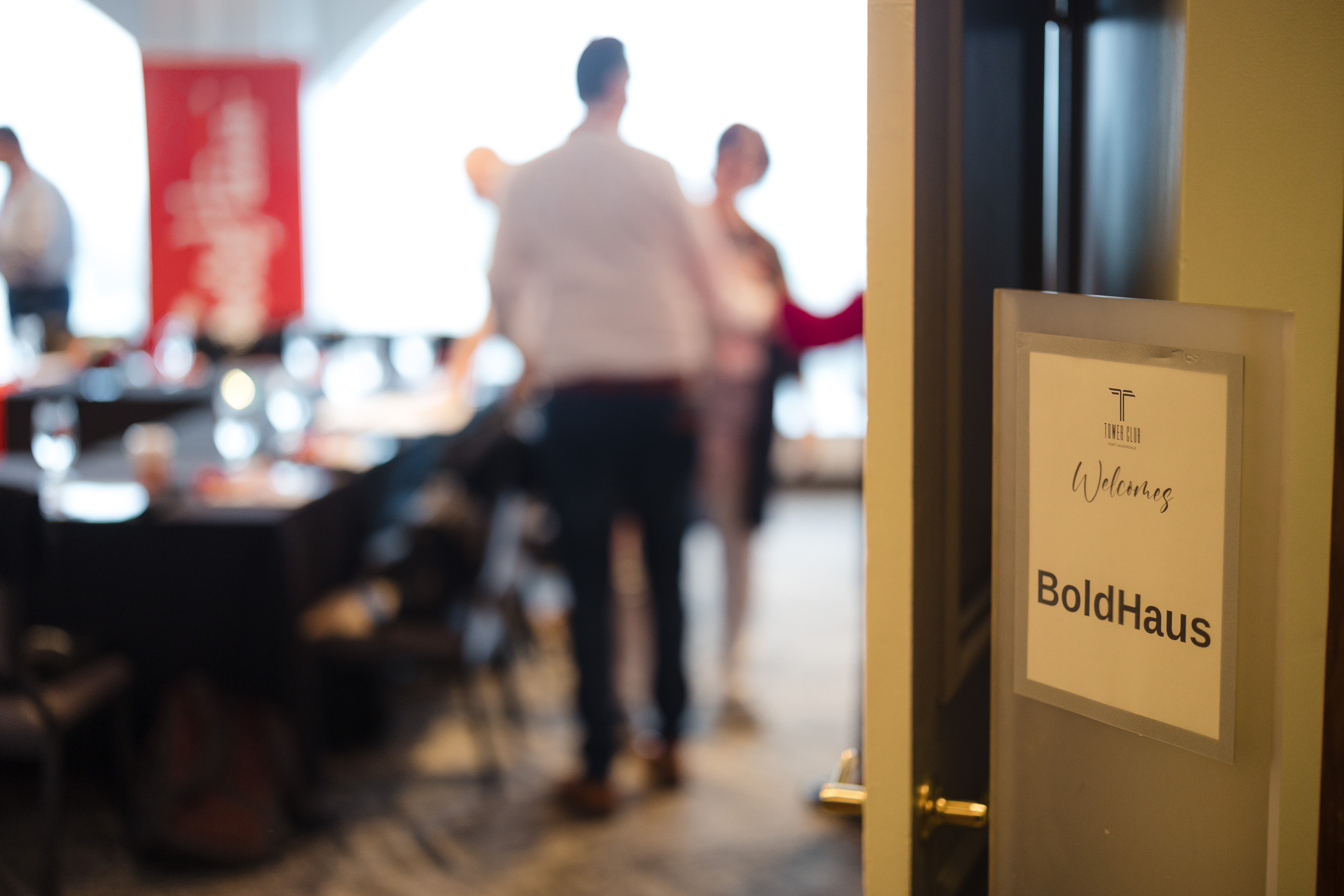 Angelique Rewers coaching at BoldHaus retreat